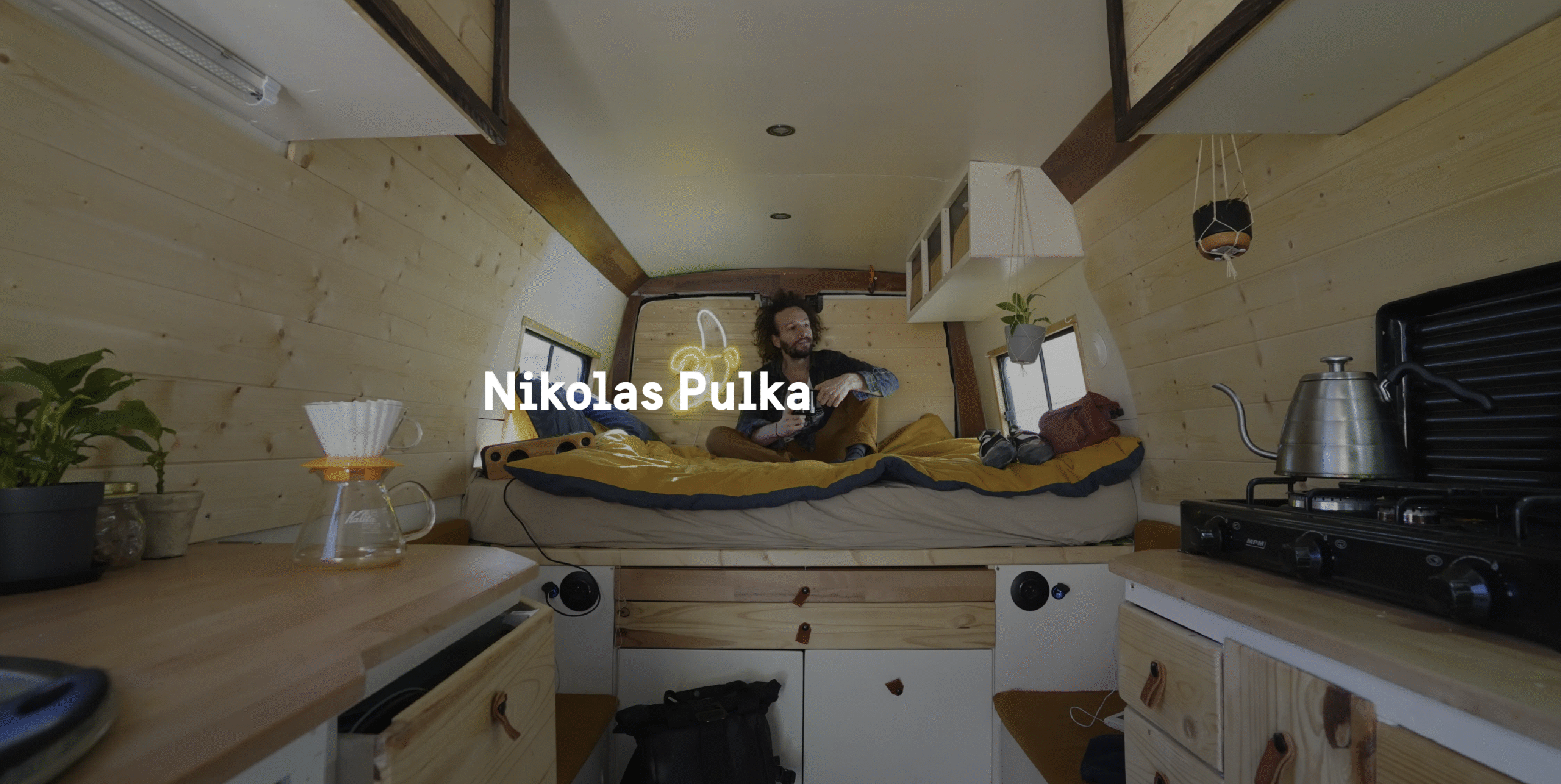 Nicolas Pulka, ofrivillig turist